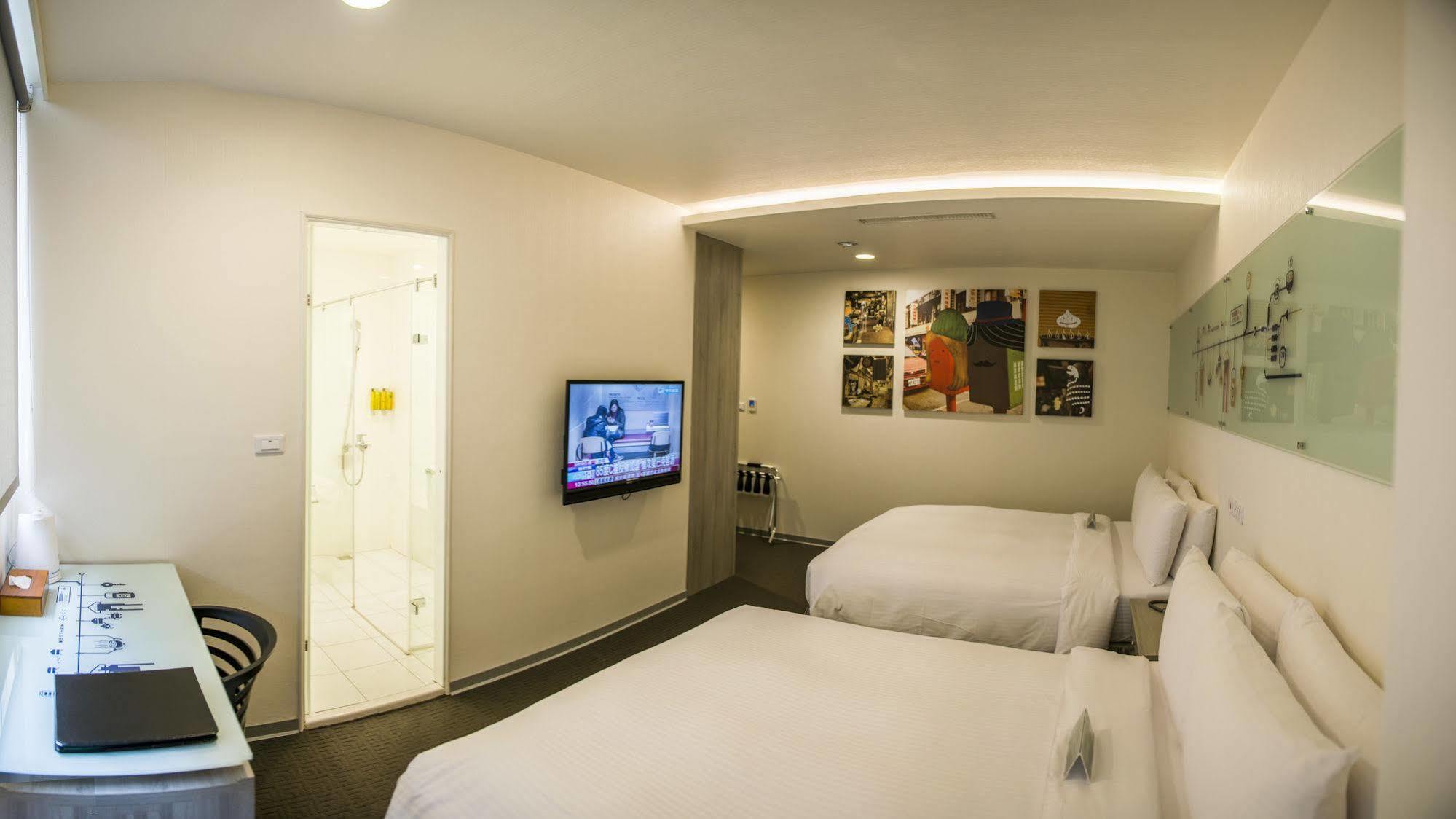 Hotel OLAH Poshtel - Taichung Exterior foto